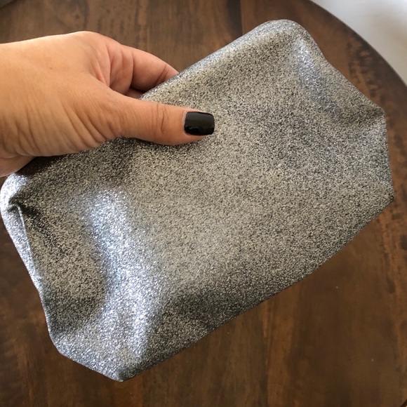 Handbags - Silver Glittery Sparkly Clutch Purse Handbags - Silver Glittery Sparkly Clutch Purse